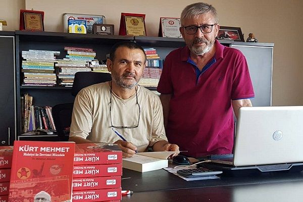 İz Bırakanlar-Faruk Demirel